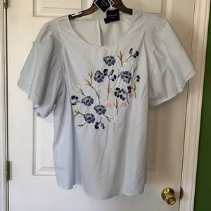 Adorable embroidered Kaari Blue top.